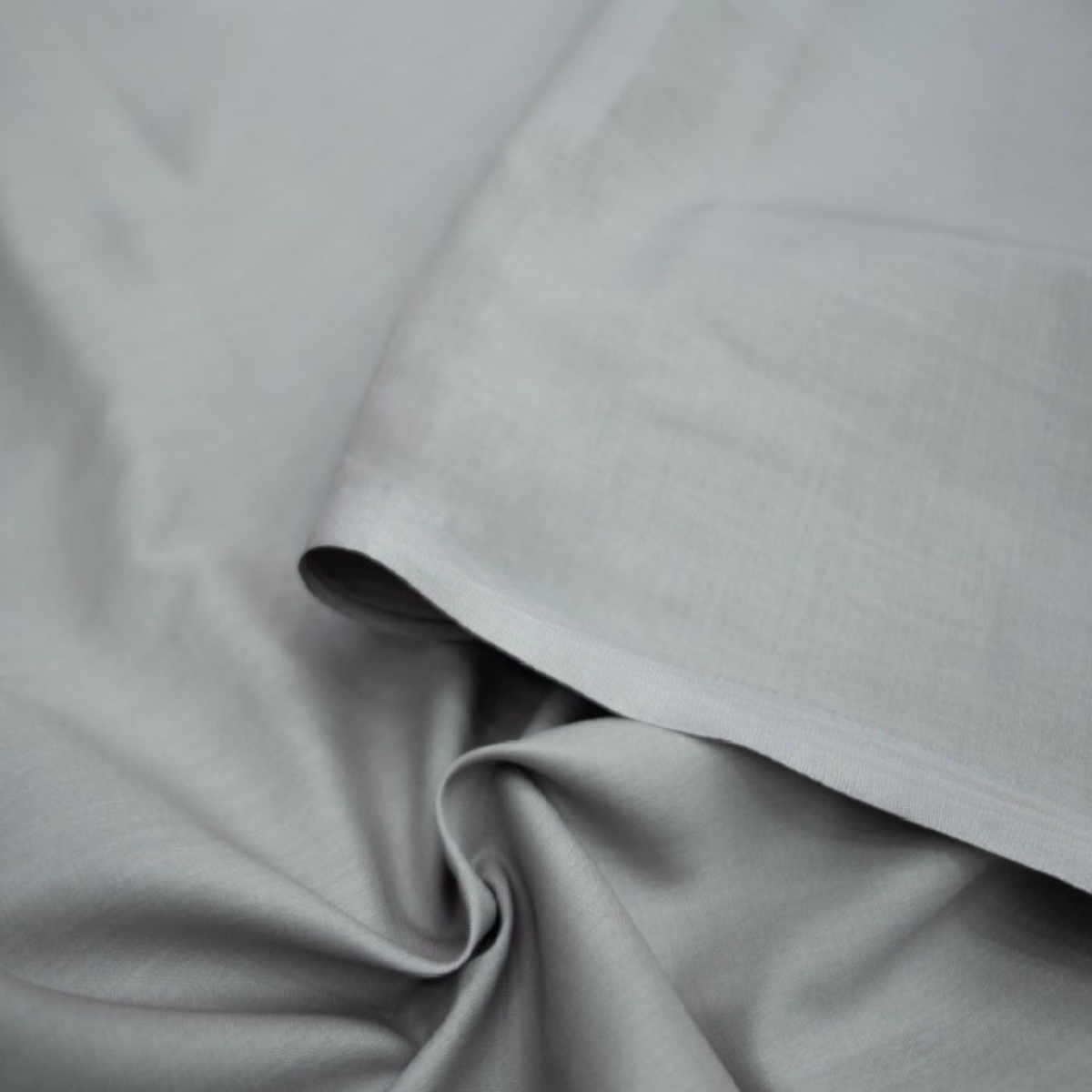 Men Unstitched Cotton Suit - Silver
